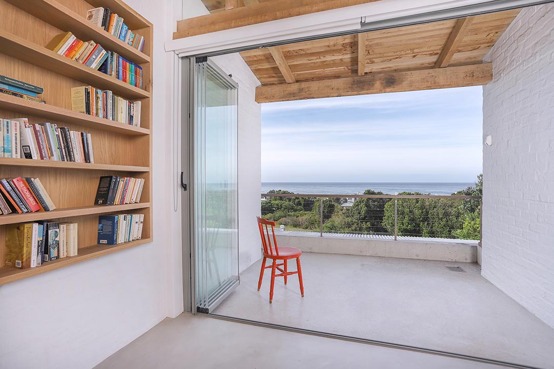 House Jabula, a bespoke private home designed by FVDM Architects in the Hermanus area.